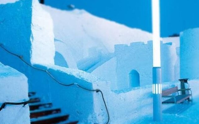 Snow Hotel
