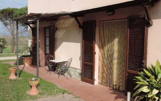 Pomegranate apt With Shared Pool