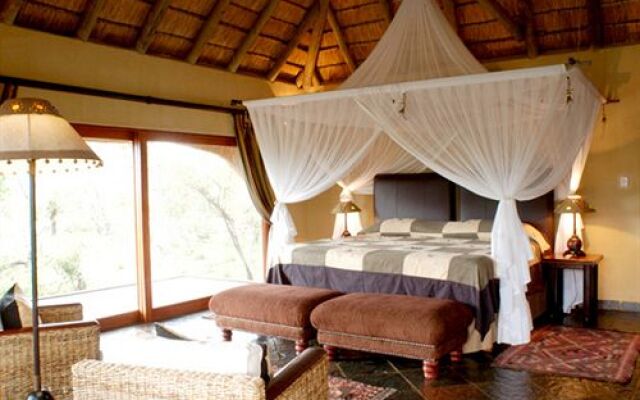 Royal Legend Safari Lodge
