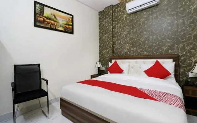 Hotel Sangeet by OYO Rooms
