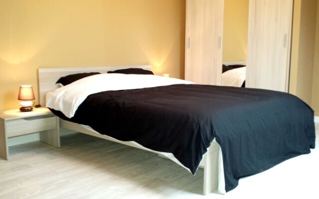 House With 3 Bedrooms in Barneville-carteret, With Enclosed Garden and