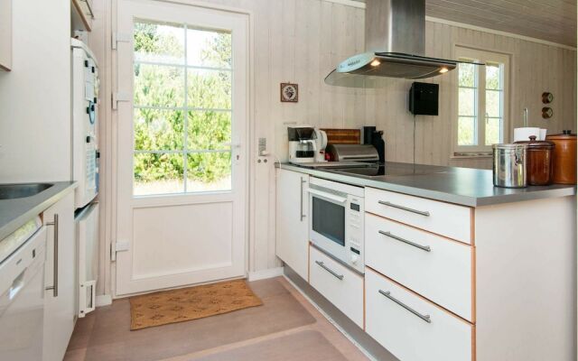 Relaxed Holiday Home in Rømø Foreseeing Lush Garden