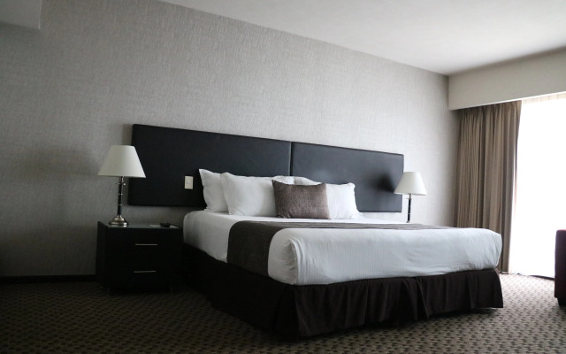 St Isidro Suites Corporate Housing SPA & Wellness Center