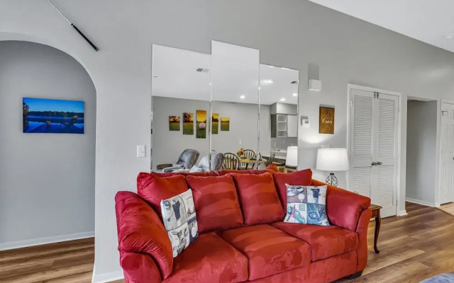 Fairway Heights 2 Bedroom Condo by RedAwning