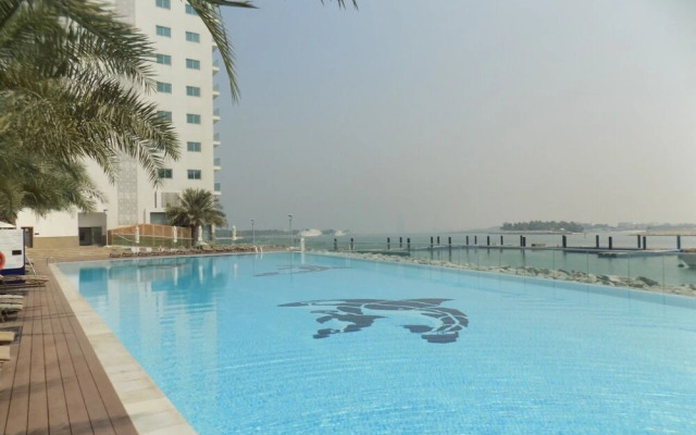 Beautiful Sea View Palm