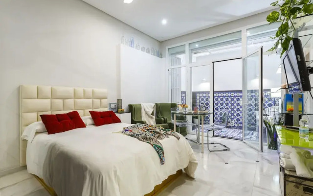 Villamarta Studio City Center Surthy