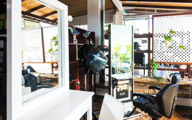 The Blue Suites & Spa