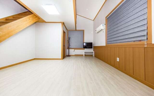 Boryeong Blue Beach Pension