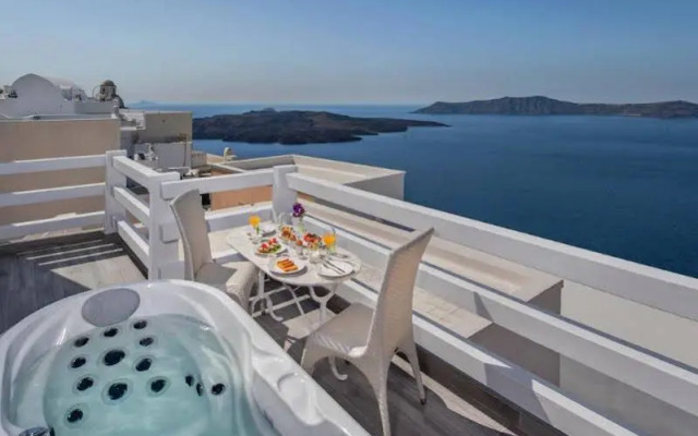 Hotel Thireas