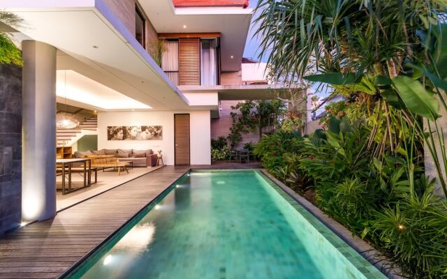 Best Seller 2 Bedrooms Villa in Central Seminyak