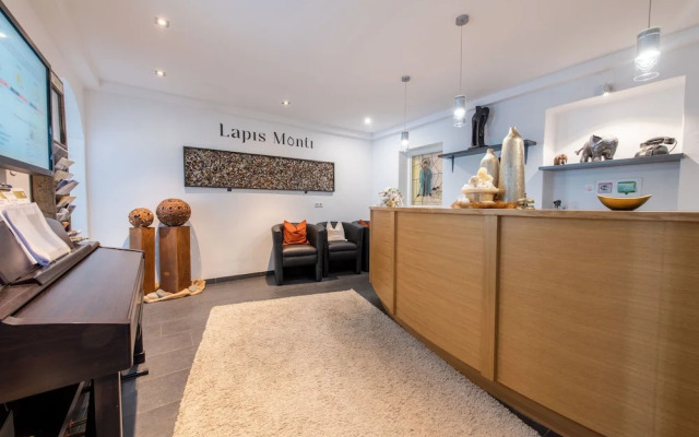 Lapis Monti - Apartments & Suites