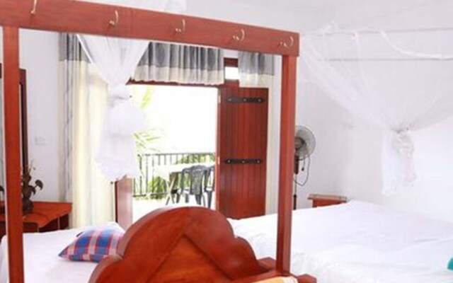Yoho Cloud Castle Homestay
