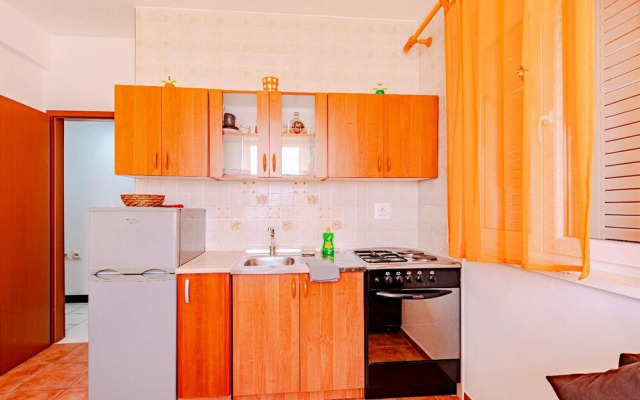 Mir - Perfect Location & Cosy - A2