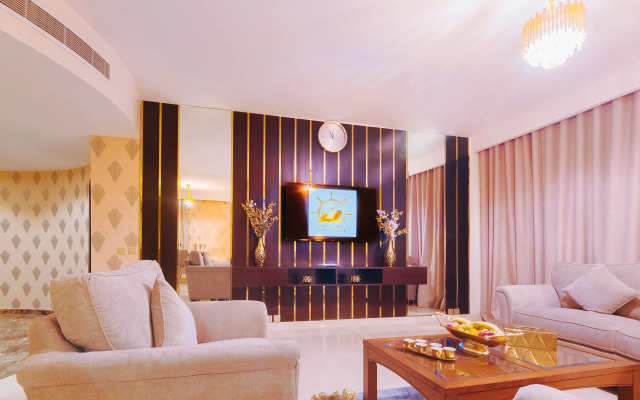 Golden Ship Hotel