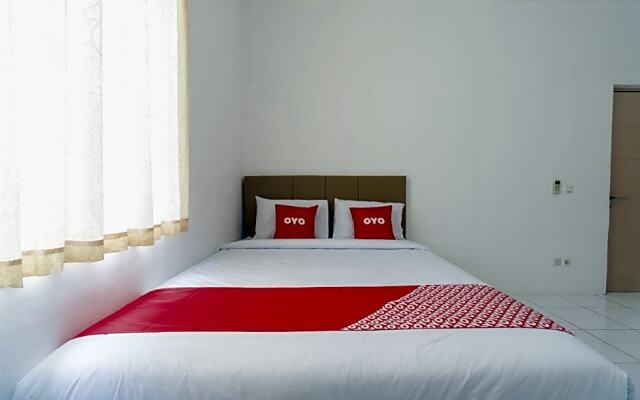 OYO 2110 Rotterdam Guest House