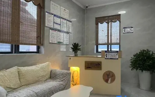 Tianmen Mountain River Homestay