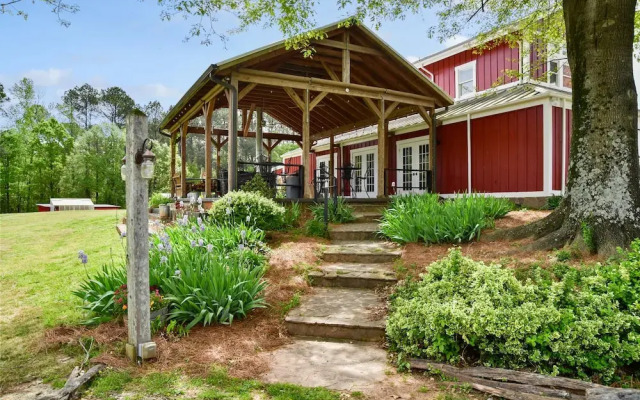 The Farmhouse Inn