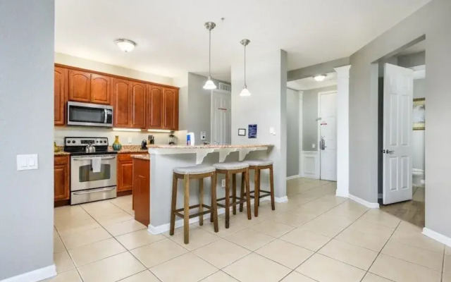 Stunning Vacation Condo - Vista Cay Resort - 2008