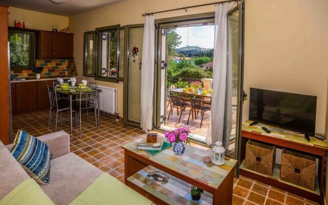 Maniata Holiday Apartments