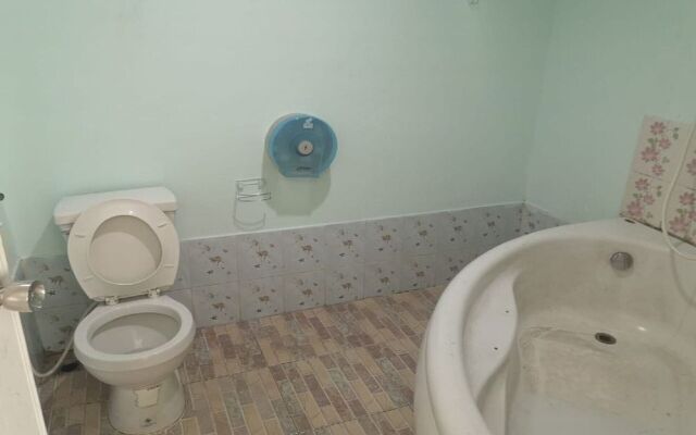 OYO 1063 Kingfha Resort