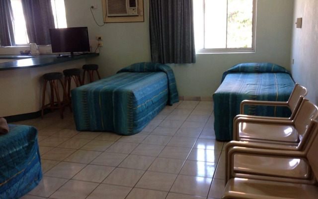 Palms Motel