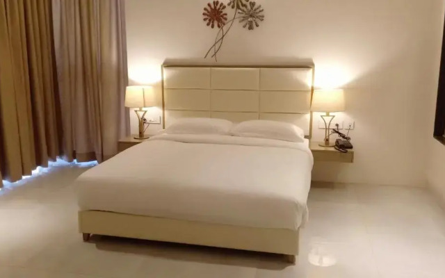Sapphire Premium Hotel & Suite