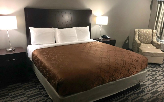 Catoosa Inn & Suites