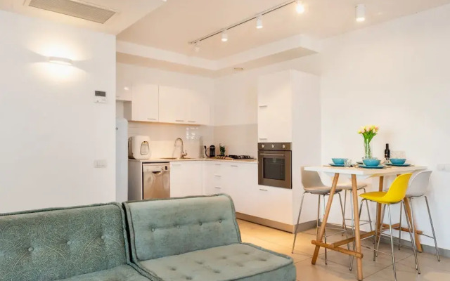 Levontin 30 , Luxury 1 bedroom with parking