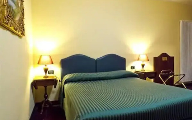 Quality Comfort Rooms