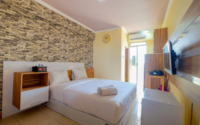 Minimalist and Comfy Studio at Pluit Sea View Apartment By Travelio – Guest Rooms – Jakarta