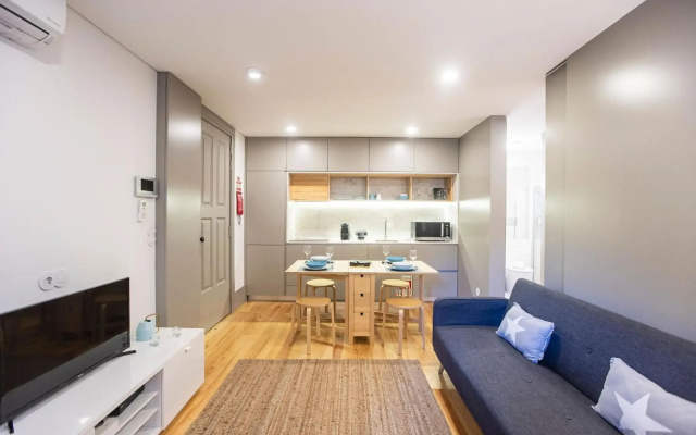 Downtown Studio w/ AC & Patio by LovelyStay