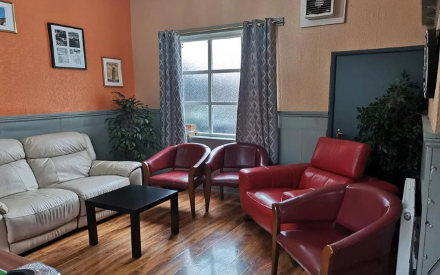 Swan Inn, Heathrow Airport