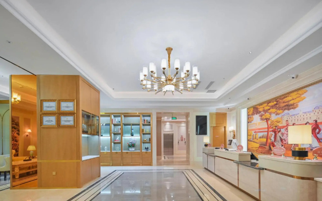 Vienna Hotel (Yecheng Zero Kilometer)