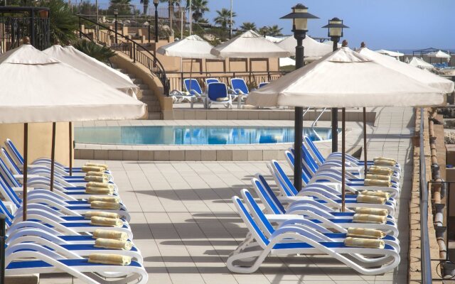 Marina Hotel Corinthia Beach Resort