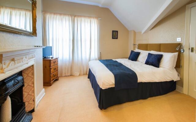 Shannon Court Guest House