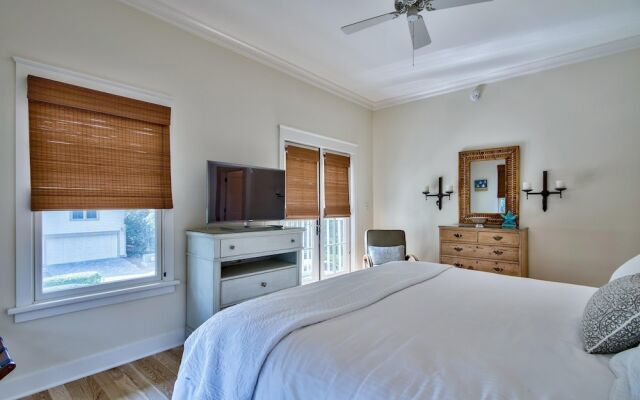 Watercolor - Park District 2-Bedroom Condos by 360 Blue