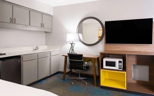 Days Inn by Wyndham Ardmore