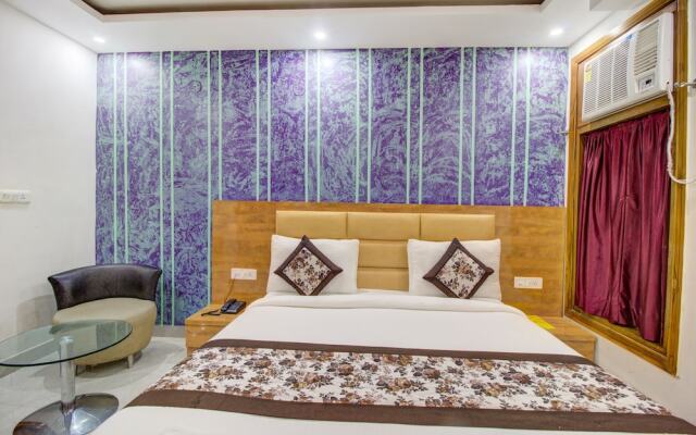 FabHotel Gross inn Suites