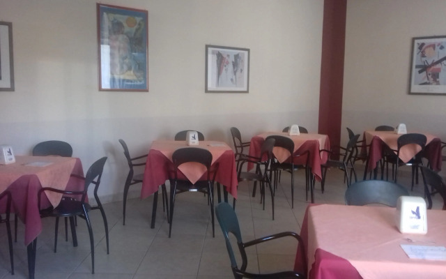 Hotel Caimo Bed-Breakfast