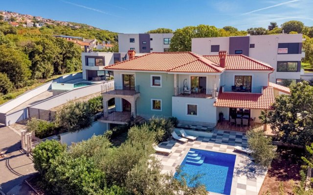 Stunning Home in Kostrena With 3 Bedrooms, Wifi and Outdoor Swimming Pool