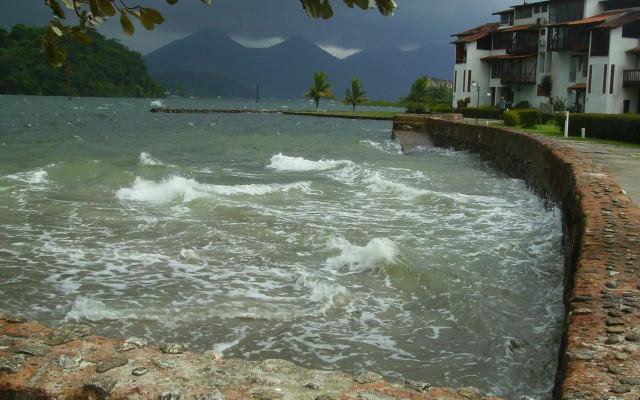 Angra - Apto Pé na Areia - Bracuhy