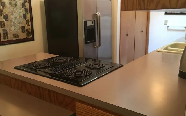 River Vista Vacation Homes