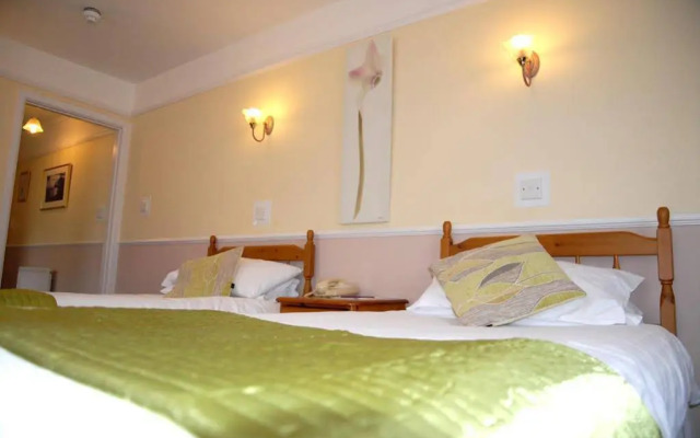 The Kingswood Hotel