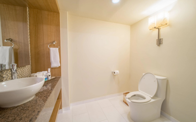 Real InterContinental San Salvador at Metrocentro Mall by IHG