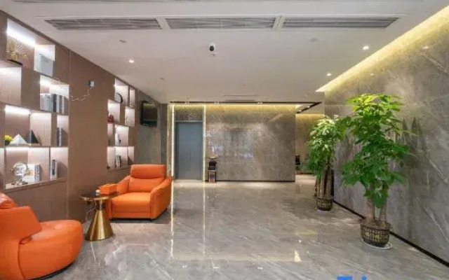 Fuyue Theme Hotel (Jinan Tangye Outlet Store - Original Yishang Hotel)