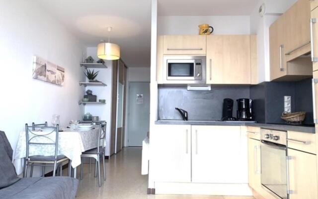 Appartement Balaruc-les-Bains, 1 pièce, 4 personnes - FR-1-503-19