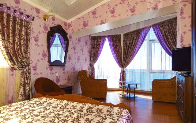 Hotel Kavkaz