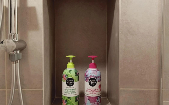 Desiran @ Timurbay - seafront studio apartment with WiFi