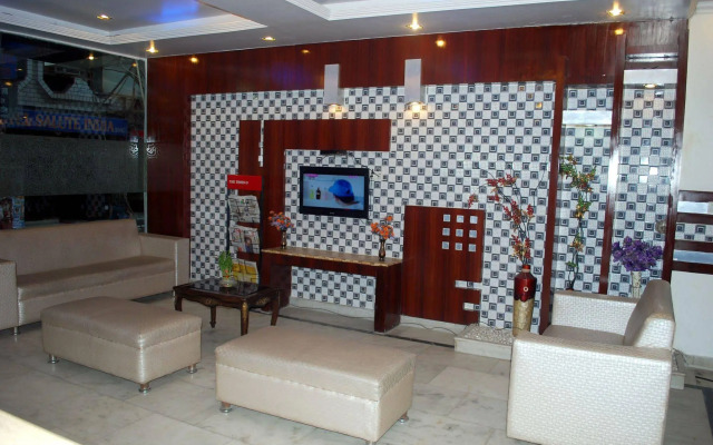 Hotel Maanvi