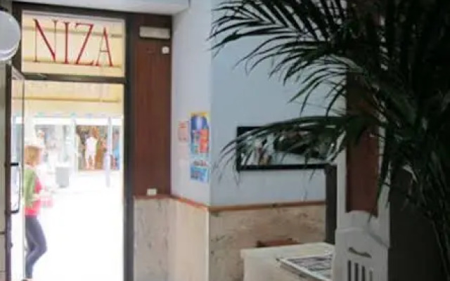 Hotel Niza